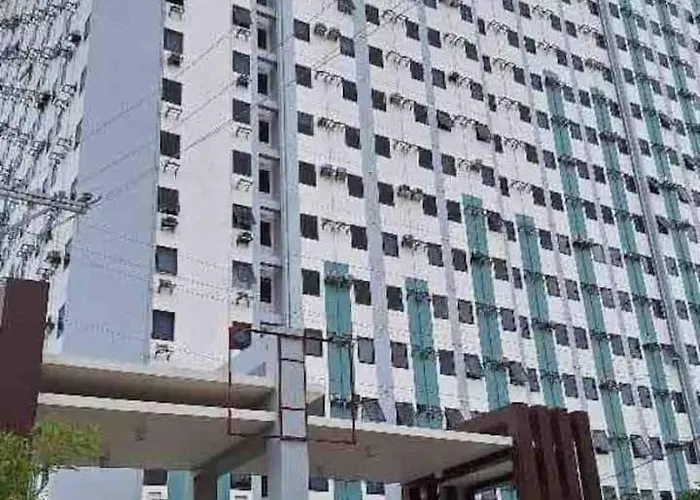 Lloyds Barato 2br Unit 6paxmax Aparthotel Mandaue City
