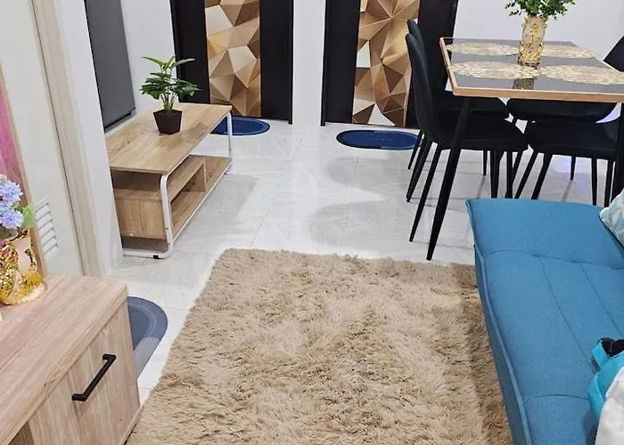 Aparthotel Lloyds Barato 2br Unit 6paxmax